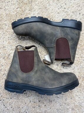 Blundstone Olive Brown Chelsea Chukka Boots